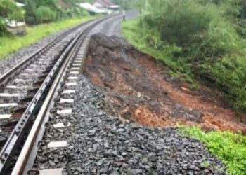 KA Ciremai Terjebak Longsor di Bandung Barat: Kronologi, Evakuasi, dan Dampak Perjalanan